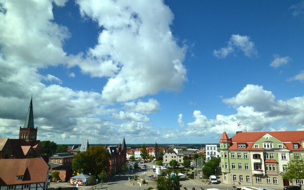 Der Markt von Bergen auf Rügen, Foto: TZR/Christian Thiele