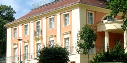Blick vom Schlossgarten auf das Schloss Freienwalde, Foto: Reinhard Schmook