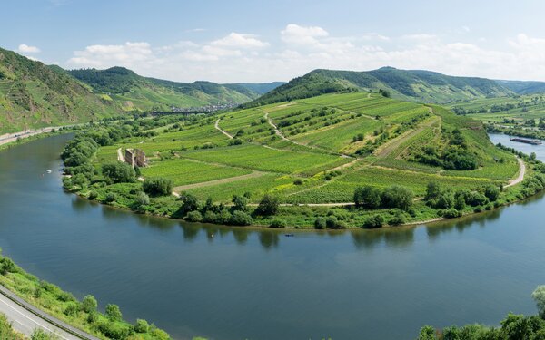 Bremm, Mosel - Kloster Stuben, Foto: Tourist-Information Cochem