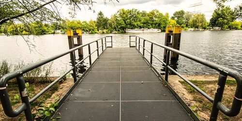 Steg auf der Spree, Foto: Morgengry-pixabay.com