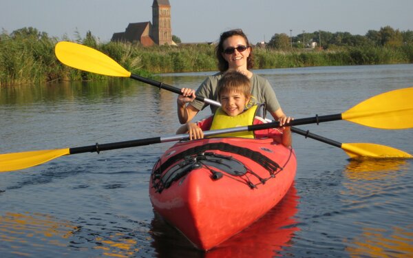 Paddeln auf der Peene, Foto: Abenteuer Flusslandschaft