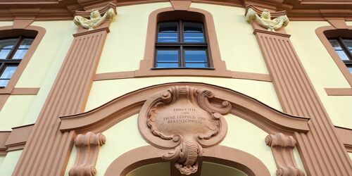 Detail der Fassade des Kleist-Museums in Frankfurt (Oder), Foto: Stiftung Kleist-Museum, Lizenz: Stiftung Kleist-Museum