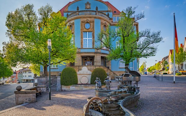 Rathaus mit Musikantenbrunnen, Foto: Stadt Donaueschingen, Tobias Raphael Ackermann