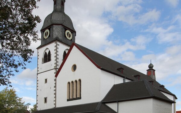 St. Martin Rheinbach, Foto: Elke Wetzig, CC BY-SA 3.0, https://commons.wikimedia.org