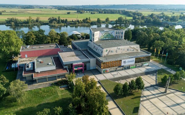 Hausansicht Uckermaerkische Buehnen Schwedt, Foto: Oliver Voigt