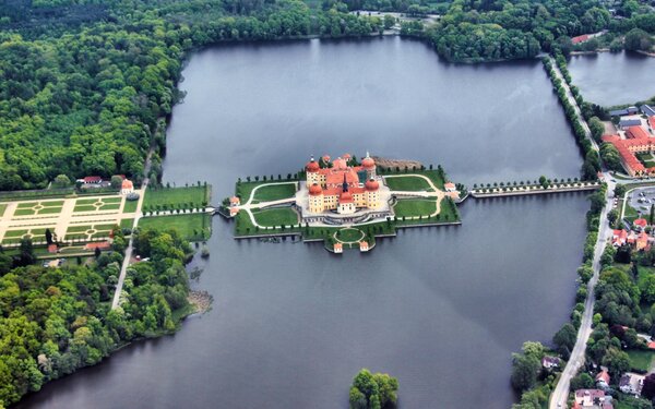Schloss Moritzburg von oben, Foto: Gabriele Ottich/Pixabay.com