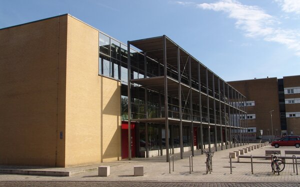 Das Museum Tuch + Technik am Kleinflecken in Neumünster , Foto: SpinningJenny , CC BY-SA 4.0, https://commons.wikimedia.org