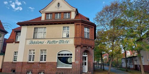 Ehemalige Bäckerei in der Gartenstadt Marga, Foto: Katja Wersch, Lizenz: Tourismusverband Lausitzer Seenland e.V.