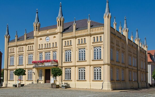 Rathaus Buetzow, Foto: An-d, CC BY-SA 3.0, https://commons.wikimedia.org