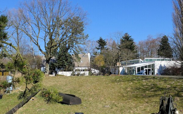 Lüttenort, Garten, Foto: Schiwago, CC BY-SA 3.0, https://commons.wikimedia.org