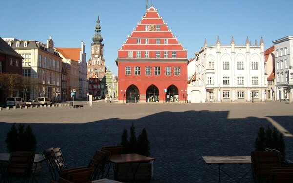 Blick zum Dom Greifswald, Foto: C. Löser, CC BY 3.0 de, https://commons.wikimedia.org