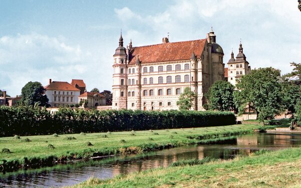 Schloss Güstrow, Foto: Jörg Blobelt, CC BY-SA 4.0, https://commons.wikimedia.org