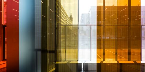 Kunst am Bau, Lucy Raven- Lichtspielhaus im Bauhaus Museum Dessau, 2019, Foto: Stiftung Bauhaus Dessau, Foto- Thomas Meyer / OSTKREUZ