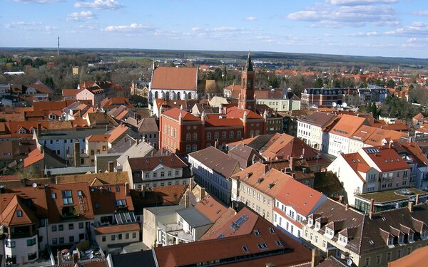 Kamenzer Innenstadt mit Rathaus, Foto: Dabbelju, CC BY-SA 3.0, https://commons.wikimedia.org