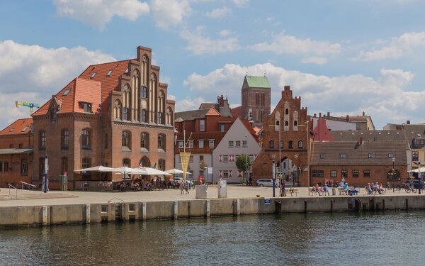 Hafen Wismar, Foto: Jan-Herm Janßen, CC BY-SA 4.0, https://commons.wikimedia.org