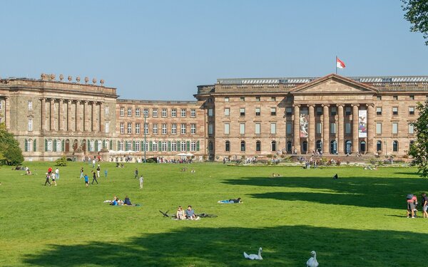 Schloss Wilhelmshöhe, Foto: By H. Zell, CC BY-SA 3.0, https://commons.wikimedia.org/w/index.php?curid=110583710