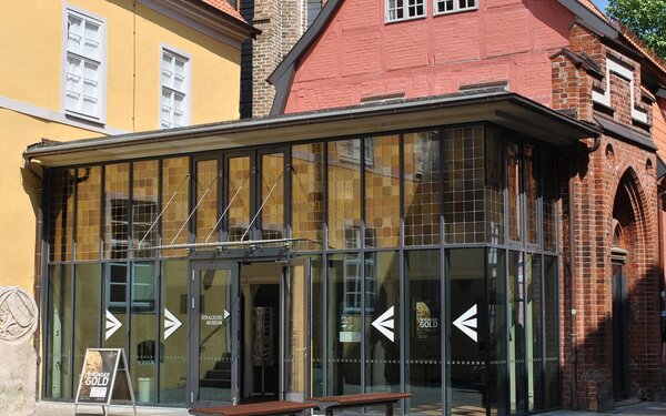 Eingang des Stralsund Museums im ehemaligen Katharinenkloster, Foto: Katrin Kraus/STRALSUND MUSEUM