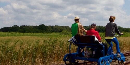 Auf Tour mit der Fahrraddraisine, Foto: Foto: Erlebnisbahn GmbH