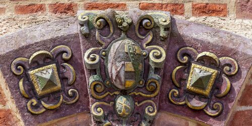 Wappen am Lubwartturm, Foto: LKEE/Andreas Franke, Lizenz: LKEE/Andreas Franke