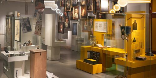 Einblick in die Ausstellung Kopfgeburt, Foto: Brandenburg-Preußen Museum, Lizenz: Brandenburg-Preußen Museum
