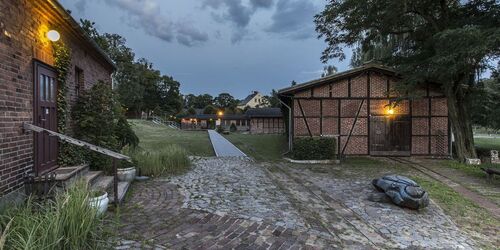 Museumsdorf Baruther Gashütte - Abendstimmung, Foto: Michel Klehn, Lizenz: Michel Klehn