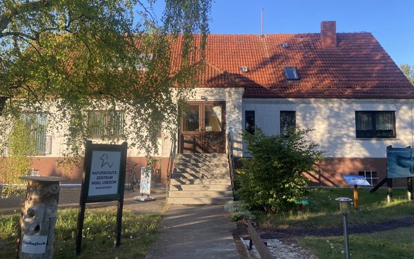 Gebäude, Foto: Helga Bieber