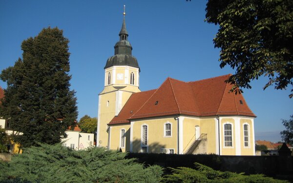 St.-Georgs-Kirche Großkmehlen  Amt Ortrand