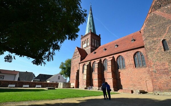 hv Bergen Marienkirche Tourismuszentrale Rügen