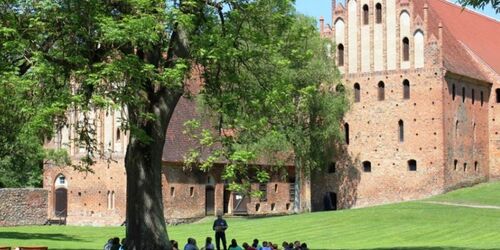 Schulbesuch im Kloster Chorin, Foto: Ulrike Schuhose