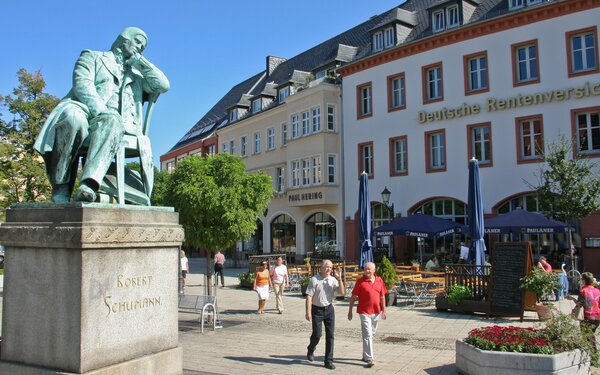 Robert Schumann Denkmal am Hauptmarkt, Foto: Kultour Z