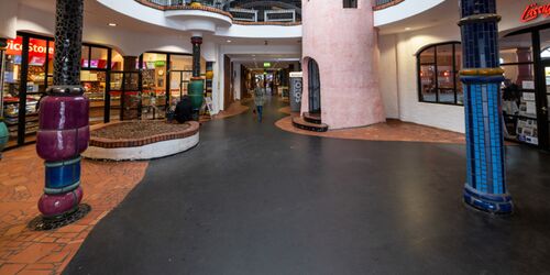 Innenansicht Hundertwasserbahnhof Uelzen, Foto: Bahnhof 2000 e.V.