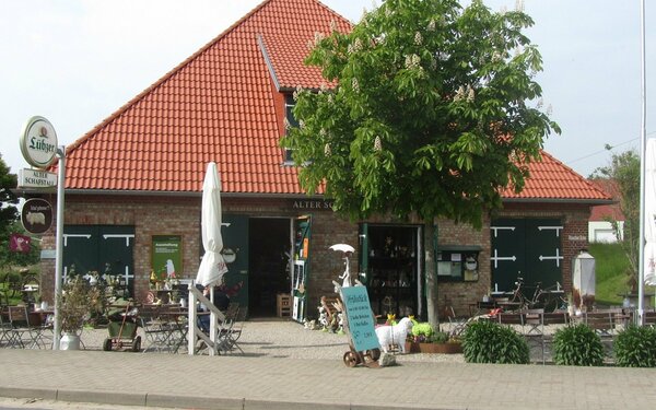 Außenansicht Alter Schafstall in Basedow - Cafe mit kleiner Ausstellung