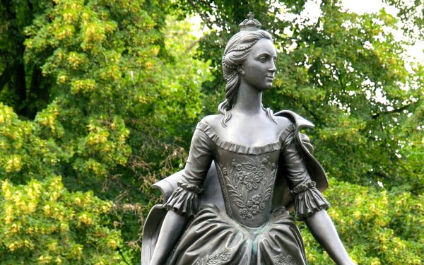 Denkmal Katharina die Große im Schlossspark Zerbst, Foto: Stadt Zerbst