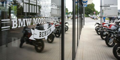 BMW Shop Berlin, Foto: BMW AG, Harald Fuhr