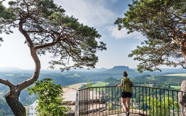 Aussicht von der Bastei aus, Foto: Thiel, Lizenz: Tourismusverband Sächsische Schweiz e.V.