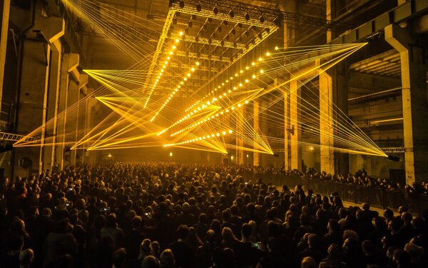 DEEP WEB im Kraftwerk Berlin, Foto: Ralph Larmann