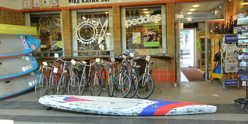 pedales - Fahrrad- und Paddelstation im Bahnhof Griebnitzsee