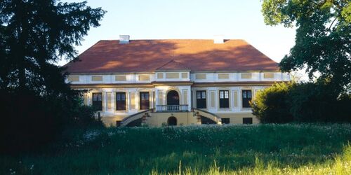 Schloss Caputh - Außenaufnahme, Foto: SPSG/Hans Bach