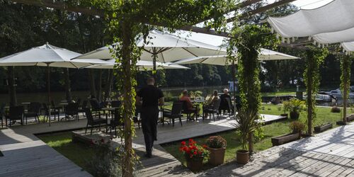 Terrasse, Foto: Steffen Lehmann, Lizenz: TMB Tourismus-Marketing Brandenburg GmbH