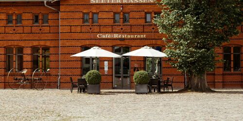 Landgut Stober - Eingang Restaurant Seeterrassen, Foto: Timo Schwemer, Lizenz: Landgut Stober