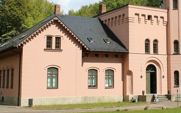 Außenansicht des Granitzhauses, Foto: Bildarchiv Biosphärenreservatsamt-Südost-Rügen