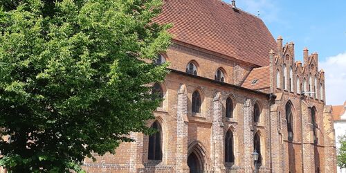 Maria-Magdalenen-Kirche von der Südseite, Foto: Hans-Peter Giering