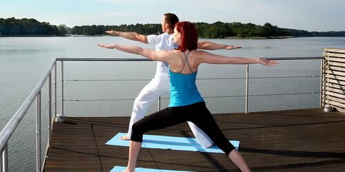 Yoga am Morgen, Foto: Resort Mark Brandenburg, Lizenz: Resort Mark Brandenburg