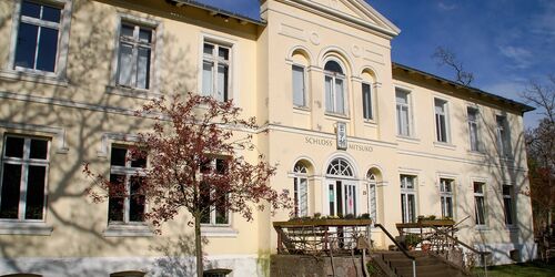 schloss-mitsuko Schloss Mitsuko