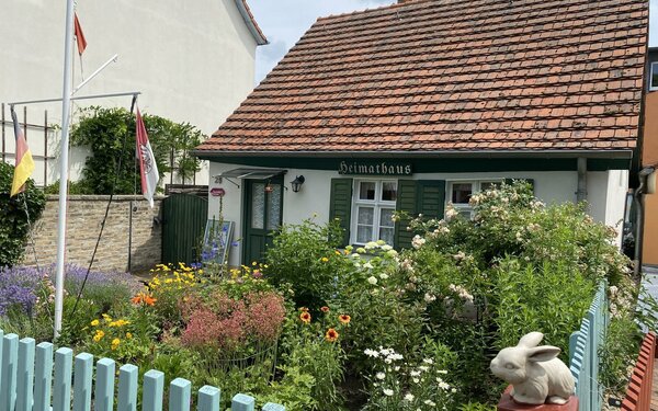 Heimathaus Caputh mit Garten, Foto: Heimatverein Caputh e.V.