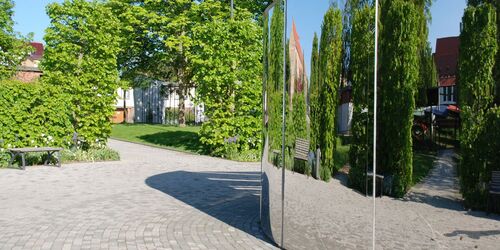 Seepark, Zerrspiegel, Foto: B. Liese