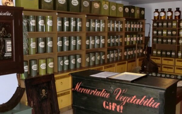 Brandenburgisches Apothekenmuseum in der Löwen-Apotheke Cottbus, Foto: Brandenburgisches Apothekenmuseum, Lizenz: Brandenburgisches Apothekenmuseum