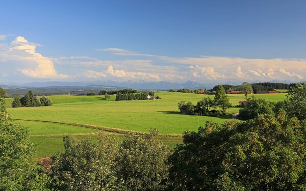 Blick vom Römerturm in Richtung, Allgäuer Alpen, Foto: Uwe Miethe