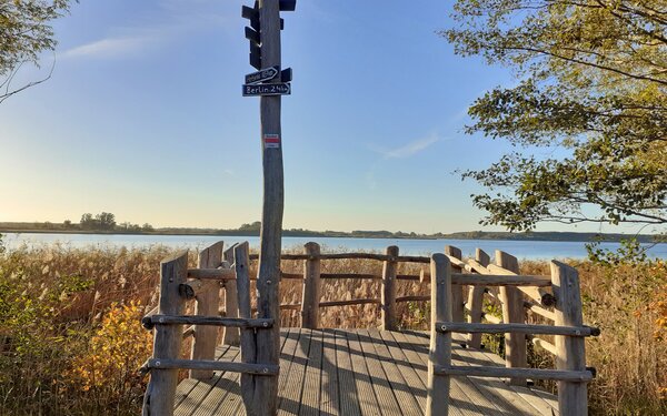 Aussichtsplattform Rangsdorfer See, Wegweiser, Foto: Peggy Heydick