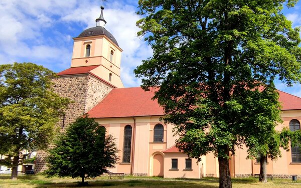 Stadtkirche Zehdenick -  Außenansicht, Foto: Anke Treichel, Lizenz: REGiO-Nord mbH